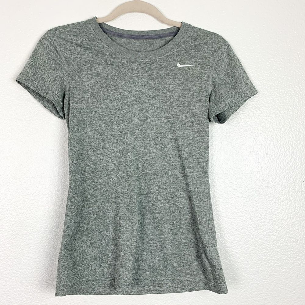 Nike Heathered Gray Crew Neck Short Sleeve T-Shirt - Picture 1 of 5